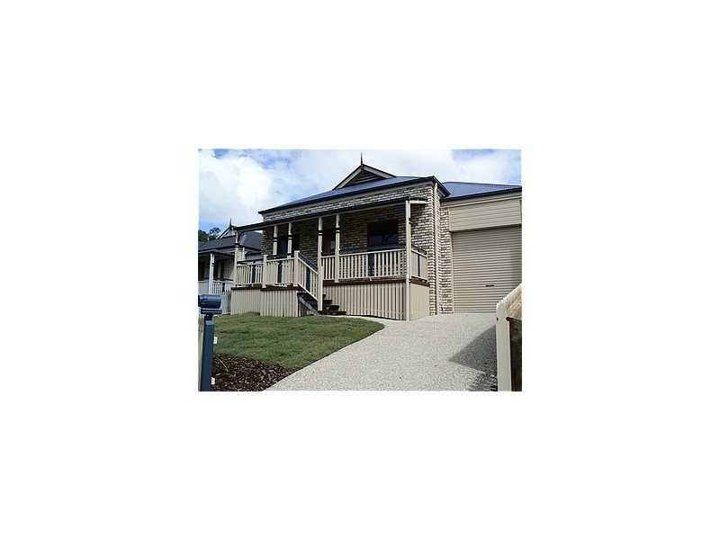 18 Kilkivan Parade, Waterford QLD 4133