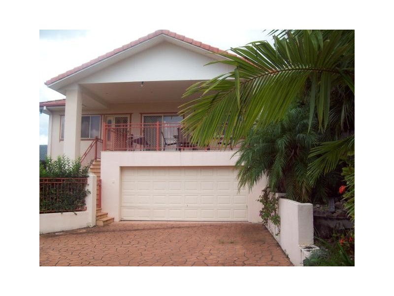 41a Pindari, Wishart QLD 4122