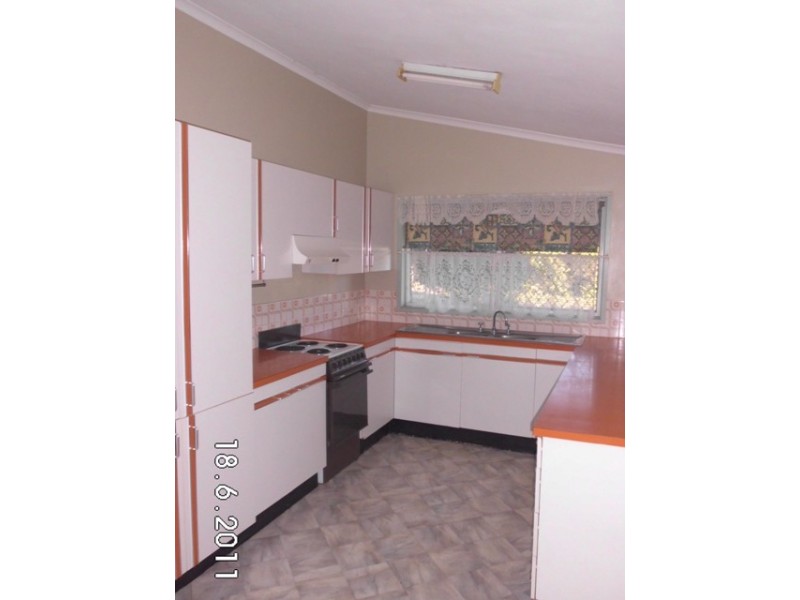 32 Schweitzer Street, Mount Warren Park QLD 4207