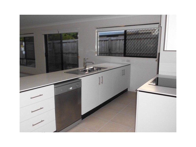 11B Albert Street, Eagleby QLD 4207