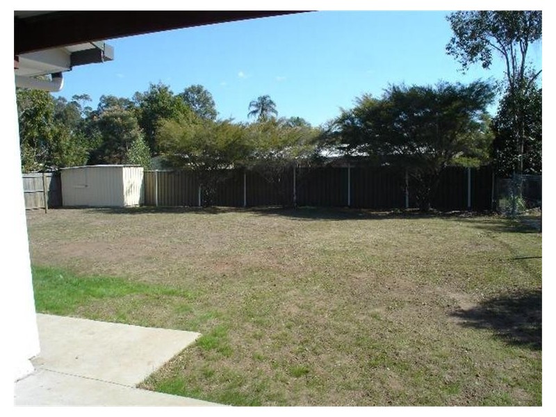 24 Schmidt Road, Eagleby QLD 4207