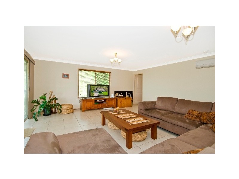 11 Hartwig Crescent, Mount Warren Park QLD 4207