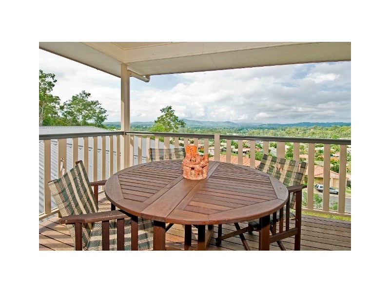 11 Hartwig Crescent, Mount Warren Park QLD 4207