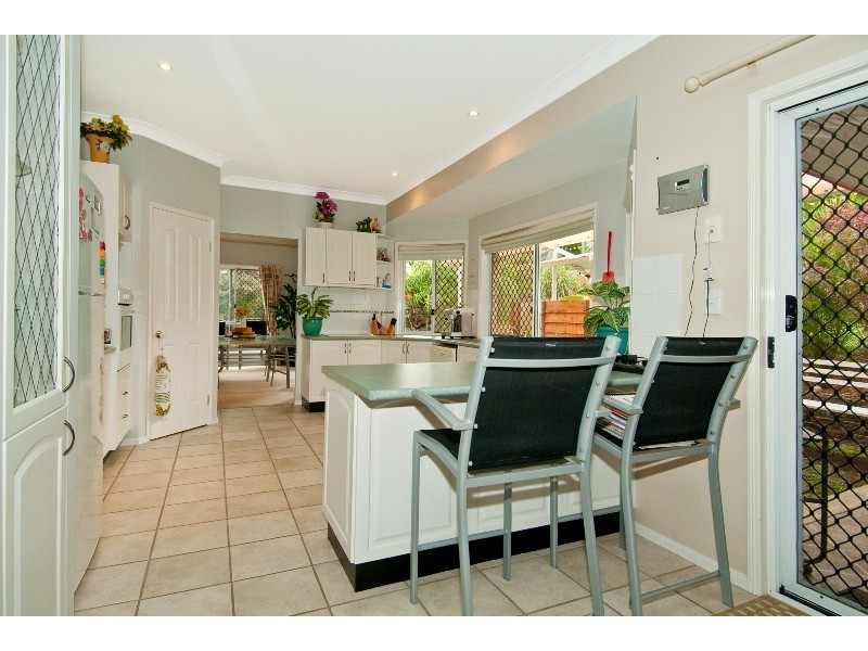 4 Optus Place, Edens Landing QLD 4207