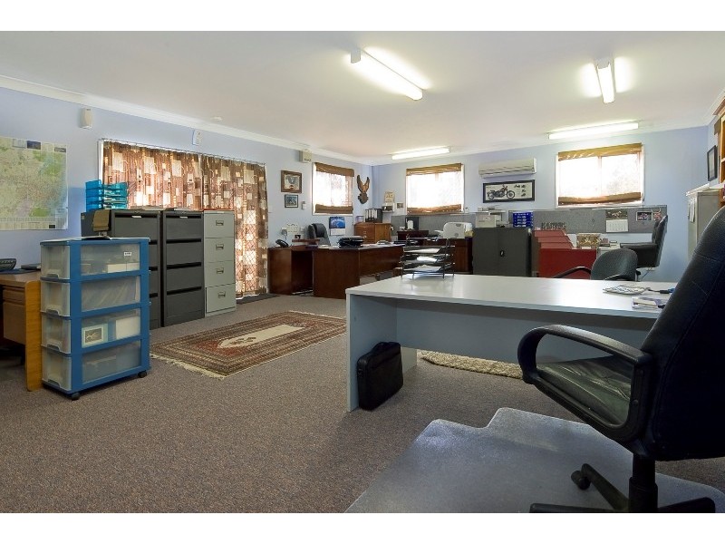 2 Solway Crescent, Carbrook QLD 4130