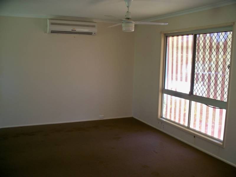 37 Bedford Crescent, Eagleby QLD 4207