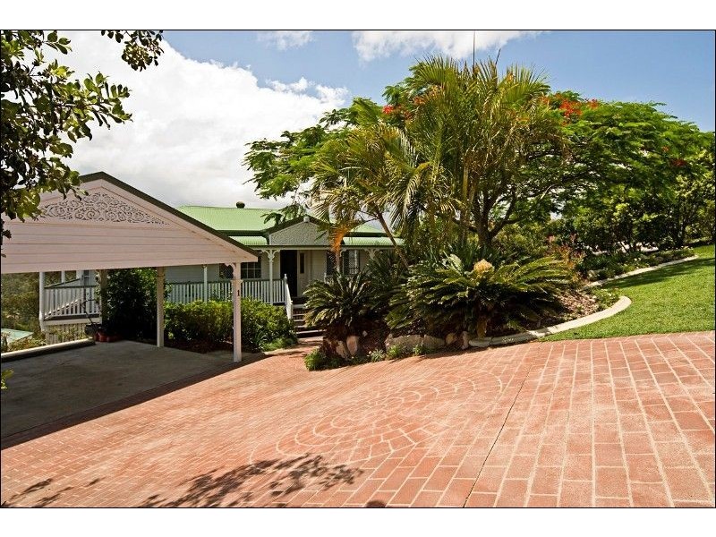 Edens Landing QLD 4207