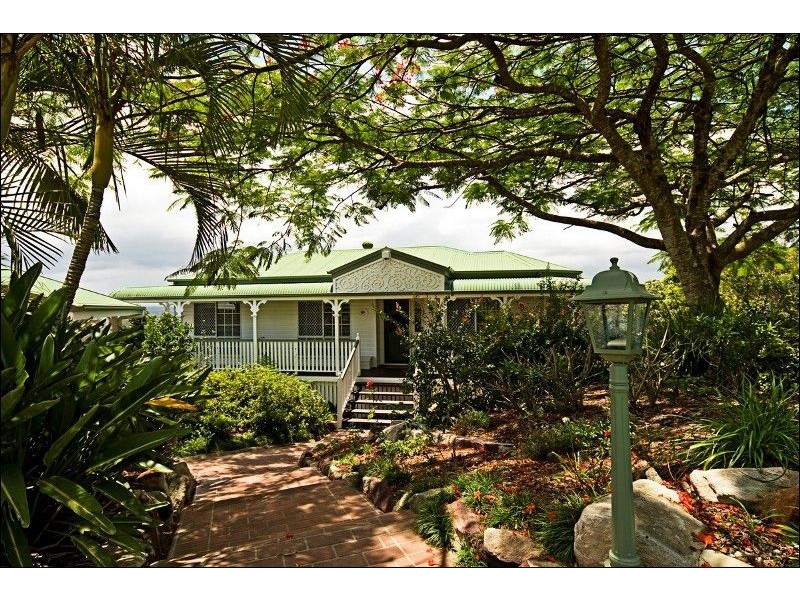 Edens Landing QLD 4207