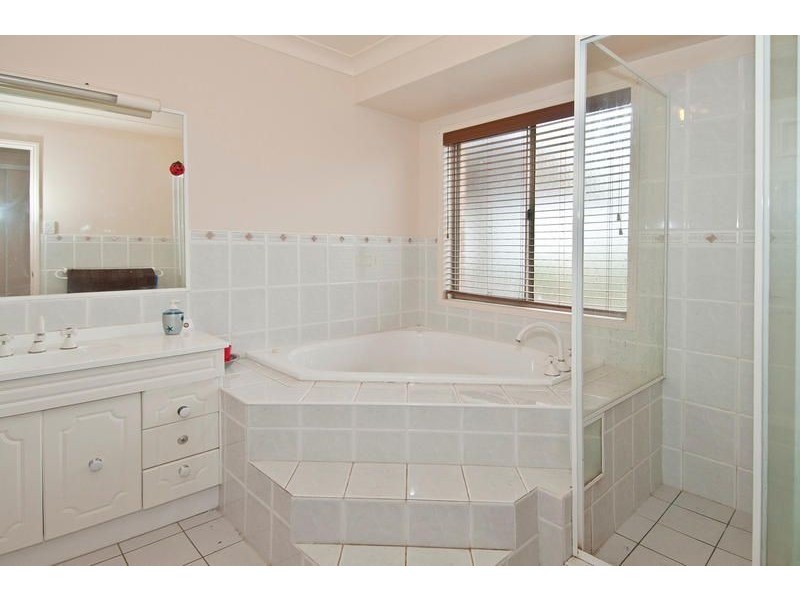 10 Shona Court, Mount Warren Park QLD 4207