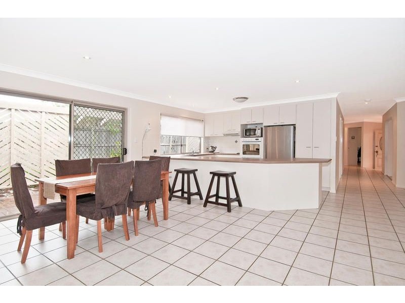 10 Shona Court, Mount Warren Park QLD 4207