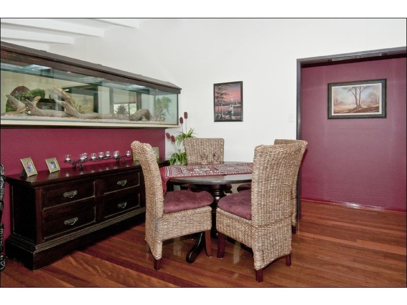 1  Dampier Ave, Eagleby QLD 4207