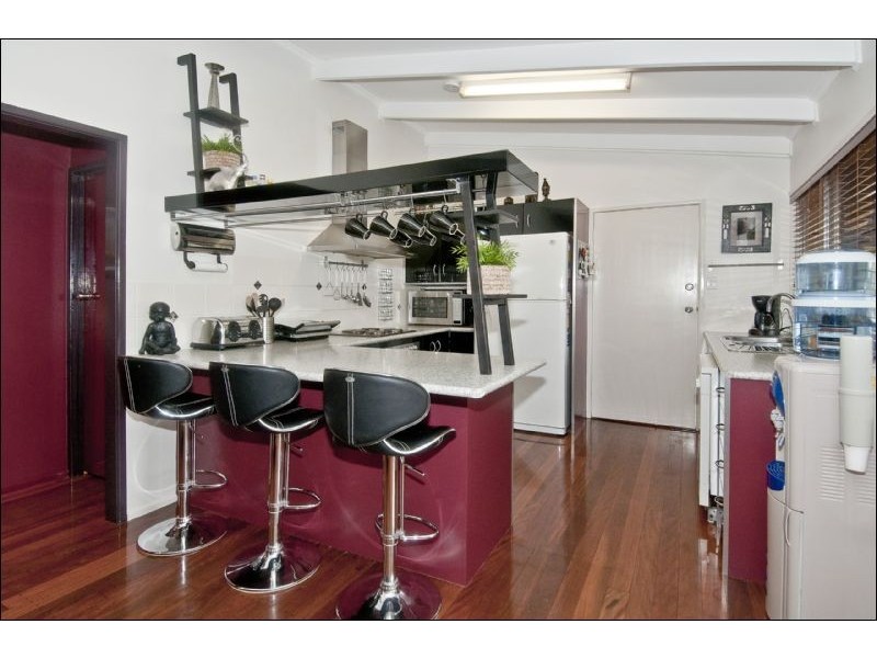 1  Dampier Ave, Eagleby QLD 4207