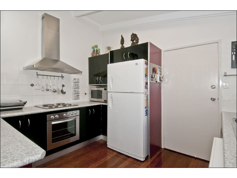 1  Dampier Ave, Eagleby QLD 4207