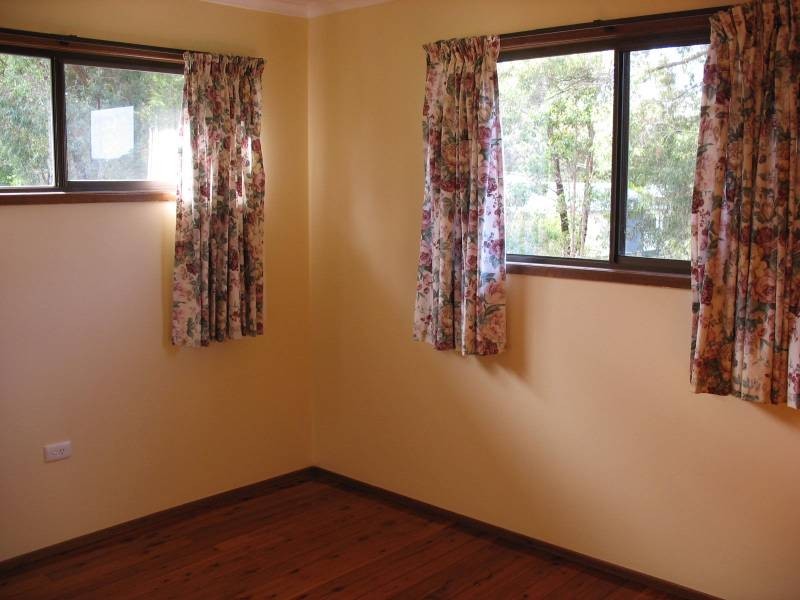 22 Pine Avenue, Lamb Island QLD 4184