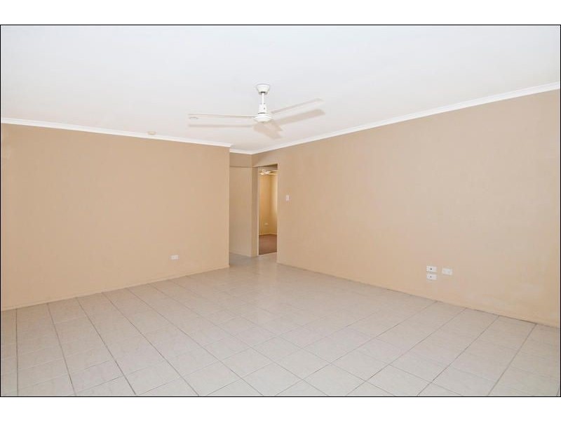 10 Lindau Street, Edens Landing QLD 4207