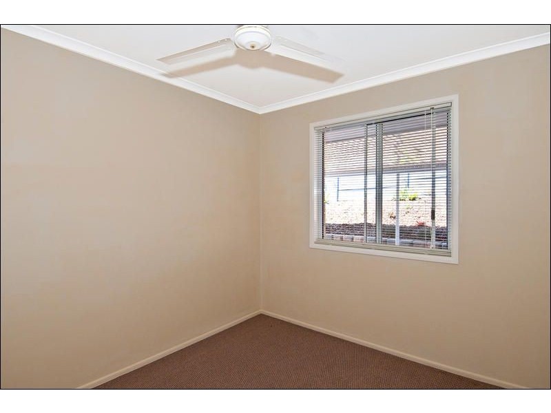 10 Lindau Street, Edens Landing QLD 4207