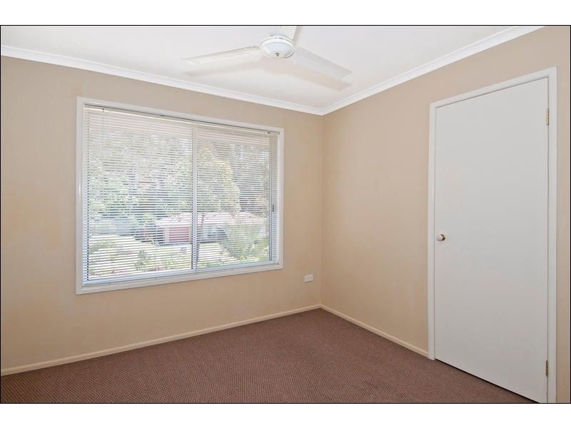 10 Lindau Street, Edens Landing QLD 4207