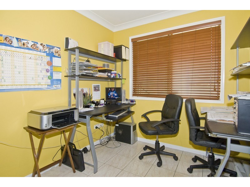 44 Yvonne Cresent, Mount Warren Park QLD 4207