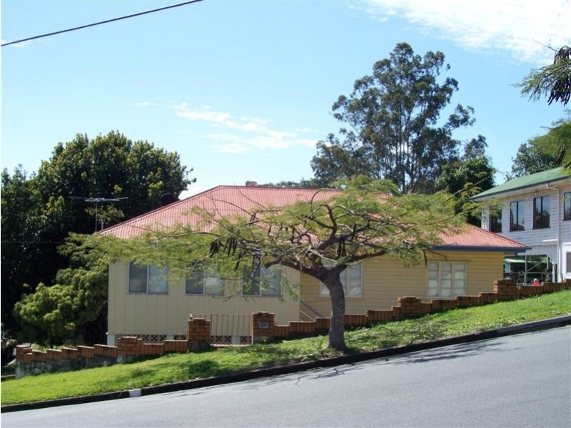 30 Reuben Street, Holland Park QLD 4121