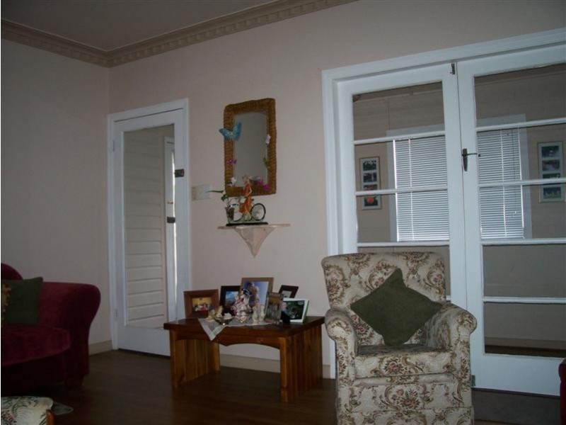 30 Reuben Street, Holland Park QLD 4121