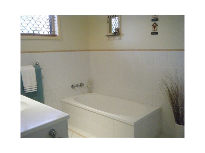 55 Tweedvale St, Beenleigh QLD 4207
