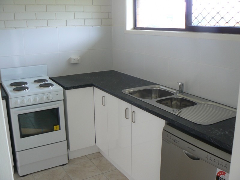 5/6  Cowper Street, Eagleby QLD 4207