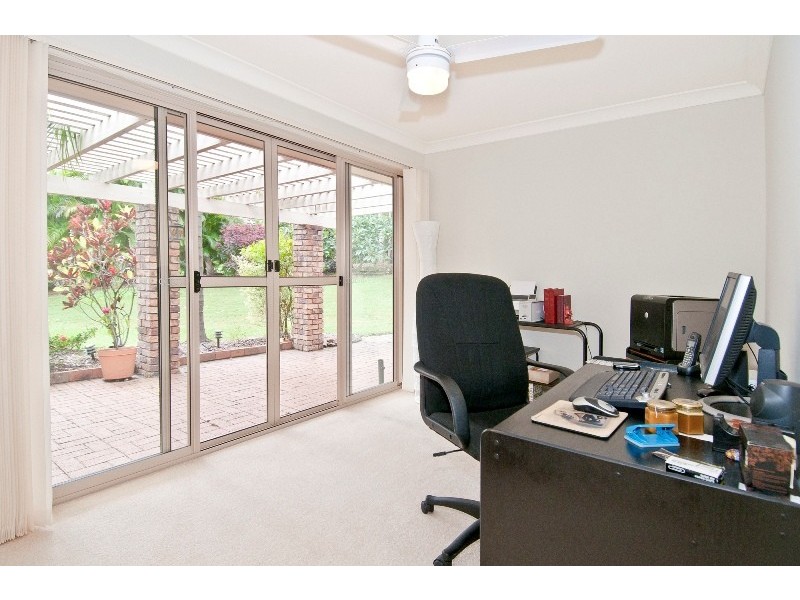 7 Carl Heck Boulevard, Windaroo QLD 4207