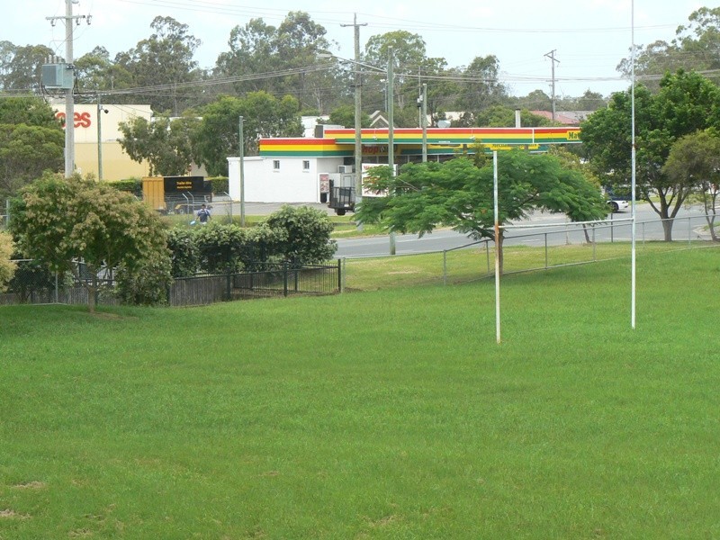 3/6 Cowper Avenue, Eagleby QLD 4207