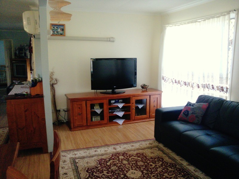 21 MCKINLEY ST, Eagleby QLD 4207