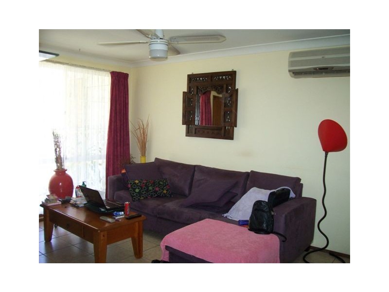 8 / 19 – 23 Ben Lexcen Ct, Mount Warren Park QLD 4207