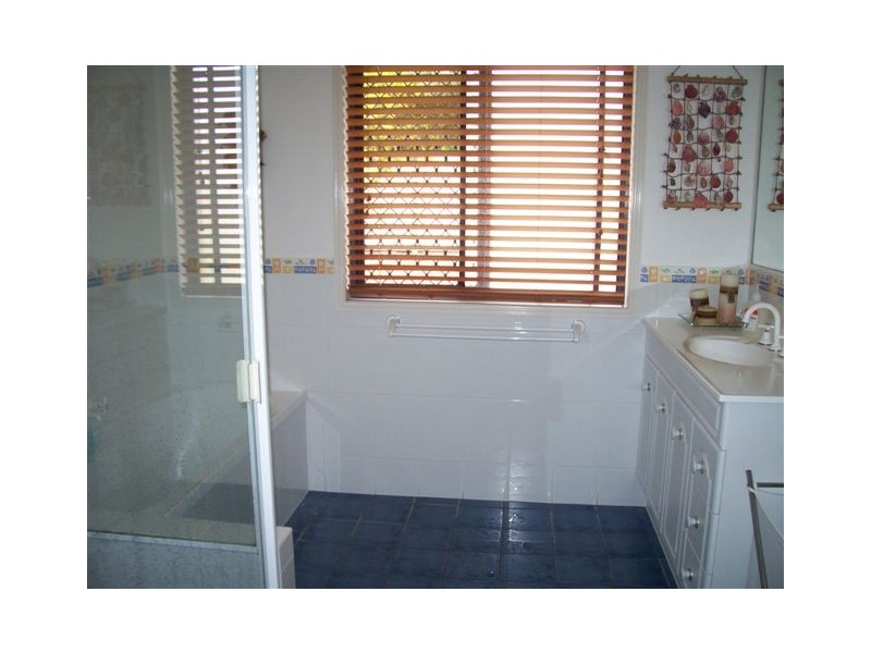 39 Albert Valley Drive, Bahrs Scrub QLD 4207