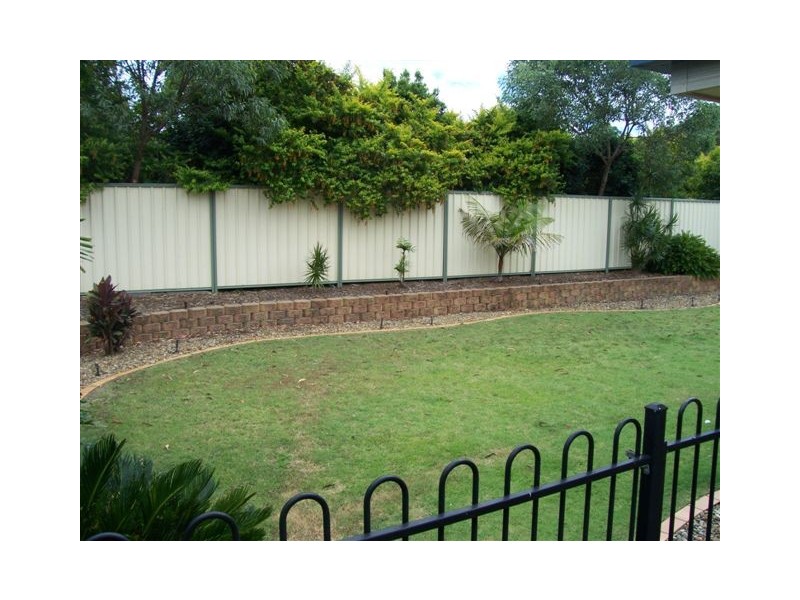 39 Albert Valley Drive, Bahrs Scrub QLD 4207