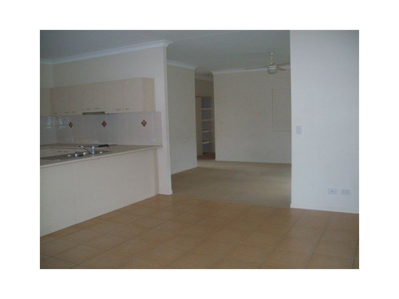 24 Sandra Ann Dr, Edens Landing QLD 4207