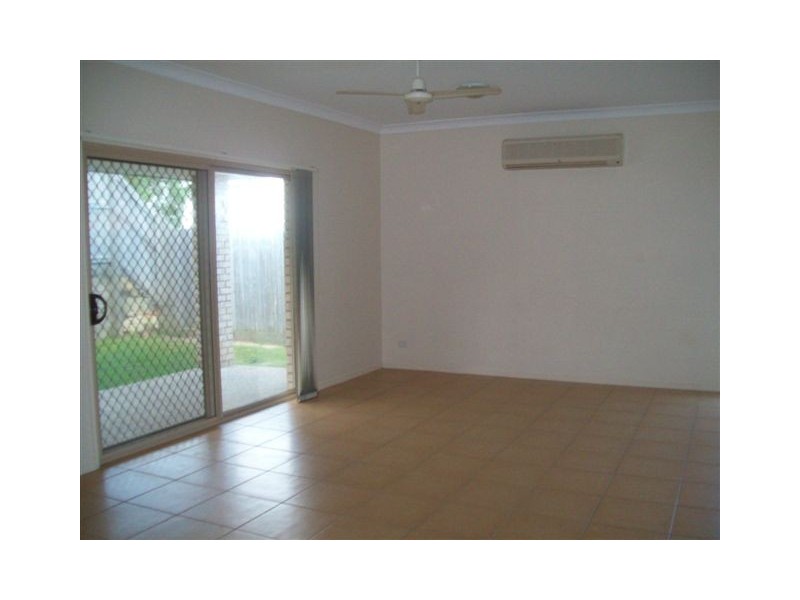 24 Sandra Ann Dr, Edens Landing QLD 4207