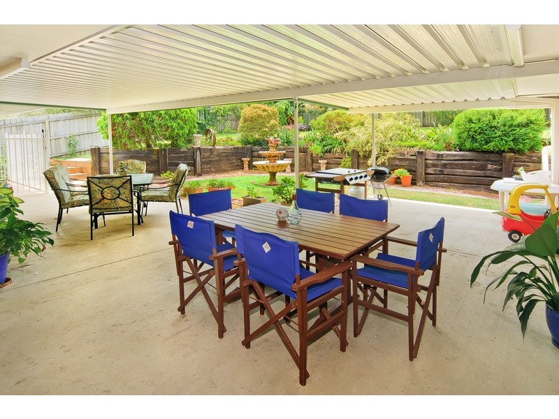 27 Yvonne Crescent, Mount Warren Park QLD 4207