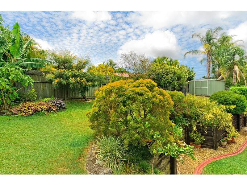 27 Yvonne Crescent, Mount Warren Park QLD 4207