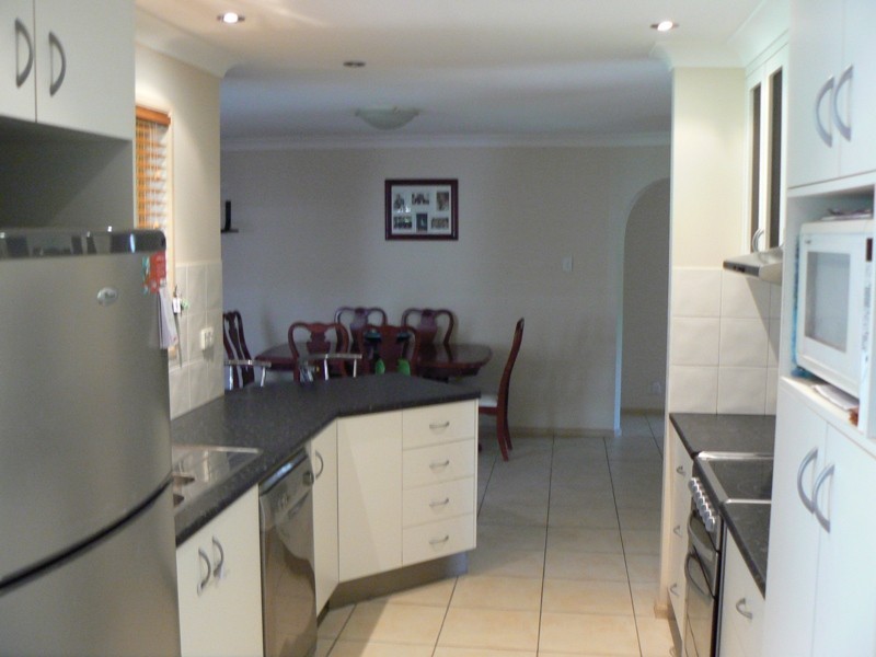 30 Black Diamond Cresent, Edens Landing QLD 4207