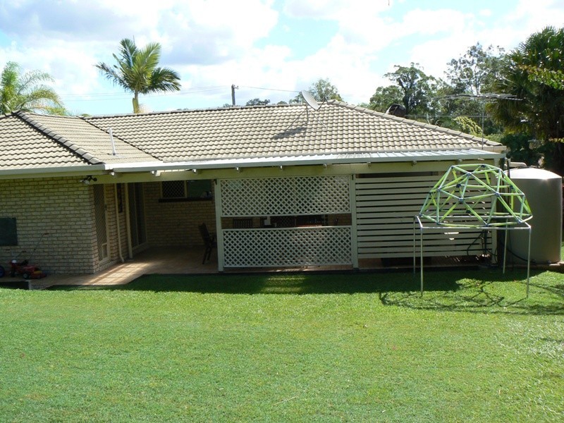 30 Black Diamond Cresent, Edens Landing QLD 4207
