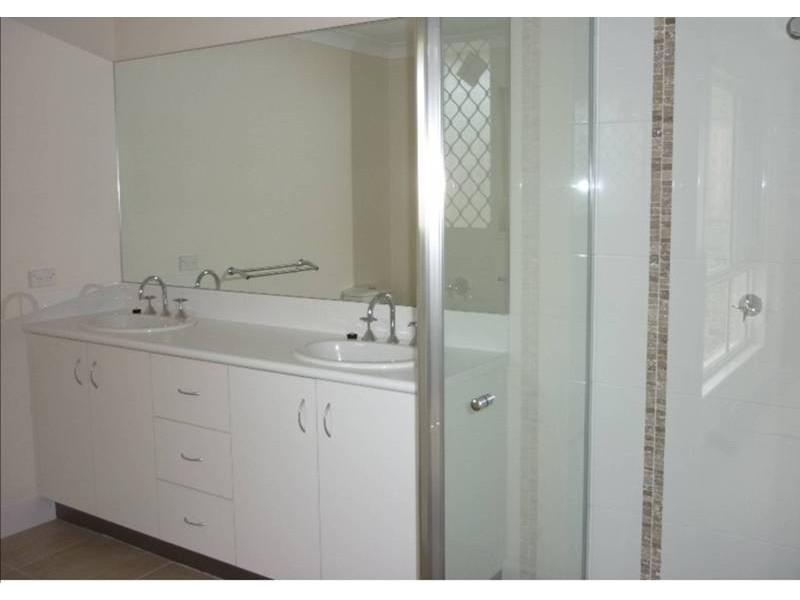 12 Mimi Court, Mount Warren Park QLD 4207