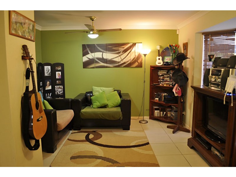 22 Cherrytree Place, Waterford West QLD 4133
