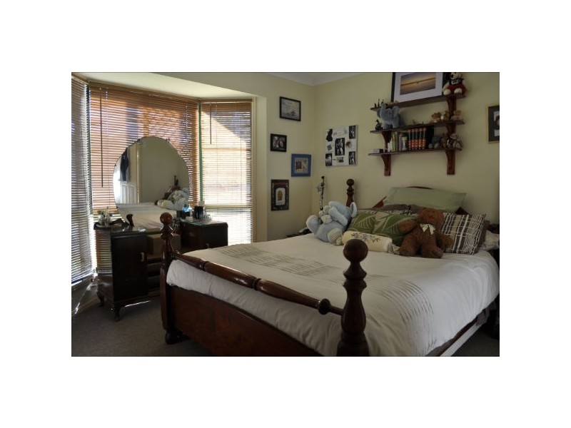 22 Cherrytree Place, Waterford West QLD 4133