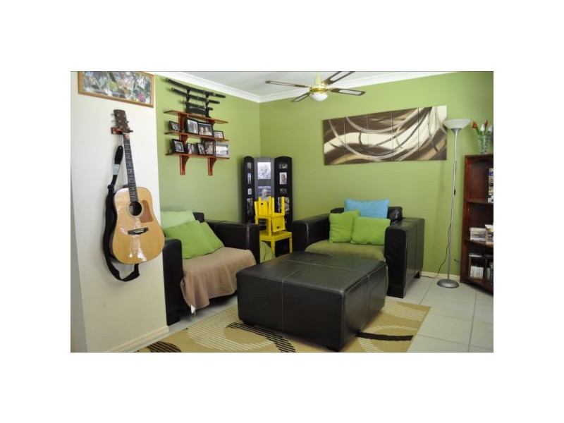 22 Cherrytree Place, Waterford West QLD 4133
