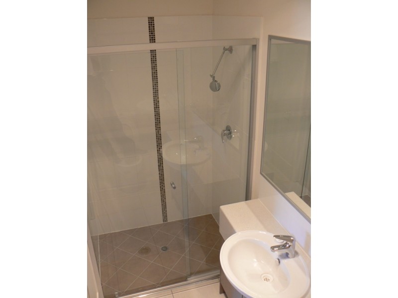 18 Kilkivan Parade, Waterford QLD 4133