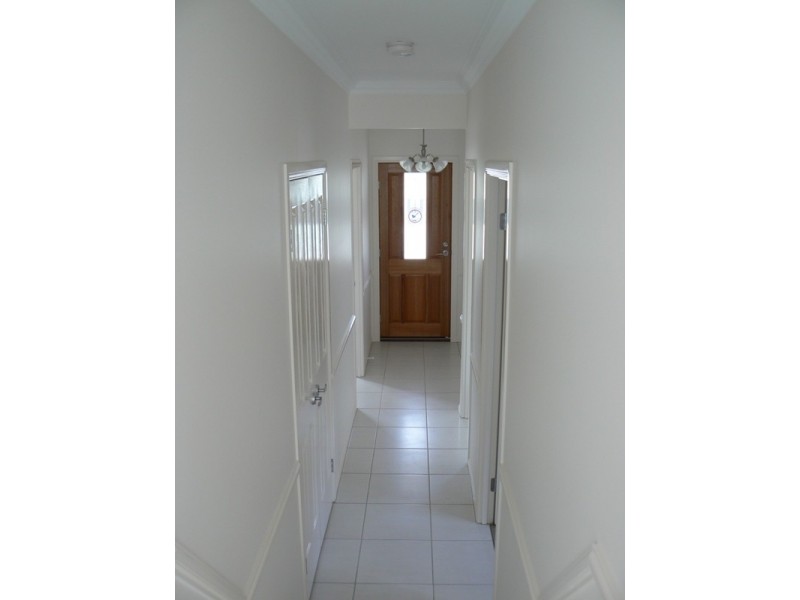 18 Kilkivan Parade, Waterford QLD 4133