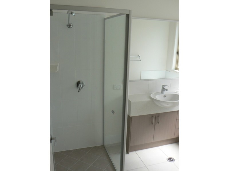 18 Kilkivan Parade, Waterford QLD 4133