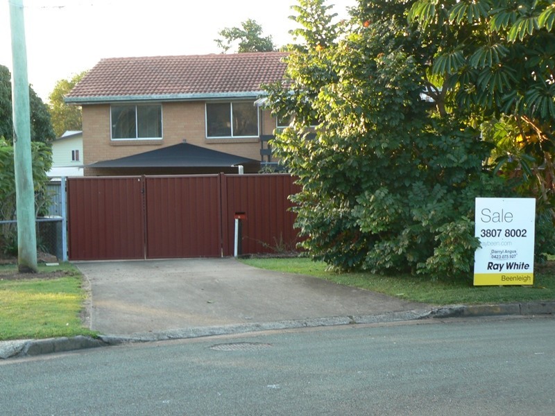 28 Meadow Cres, Beenleigh QLD 4207