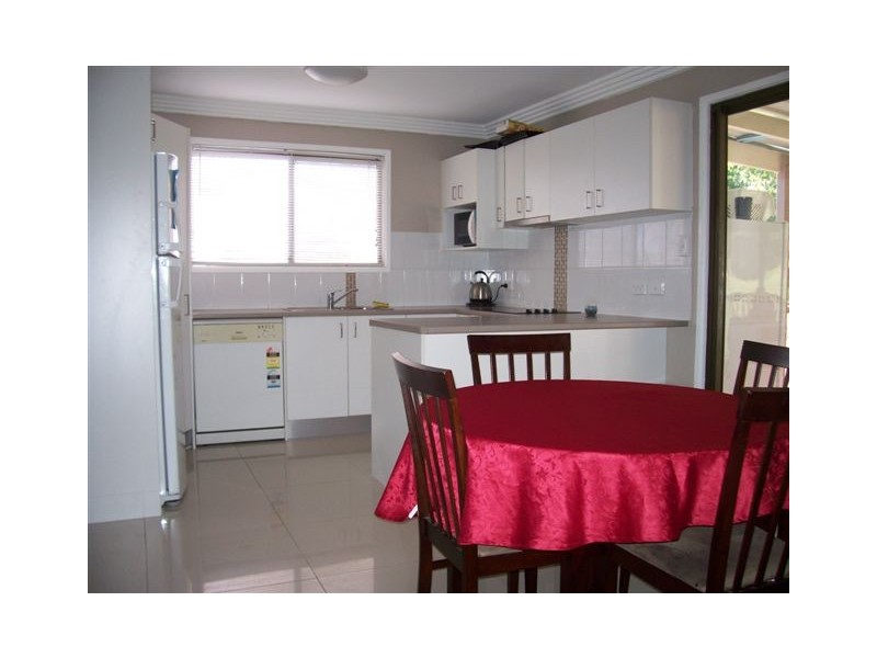 6 Lima Street, Edens Landing QLD 4207