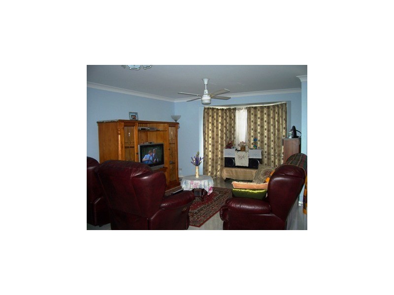 112 Castile Cr, Edens Landing QLD 4207