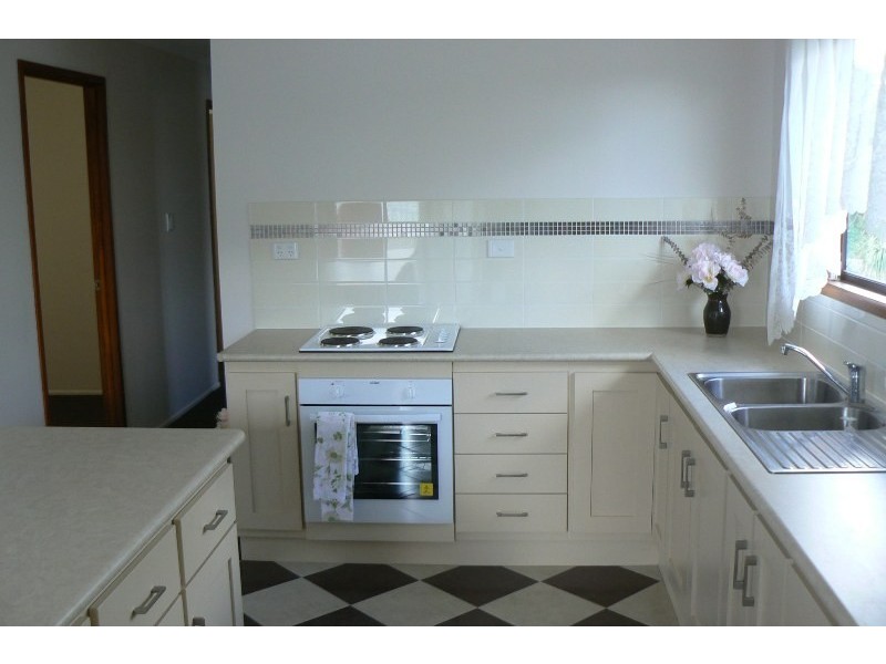 18 Waters Street, Waterford West QLD 4133