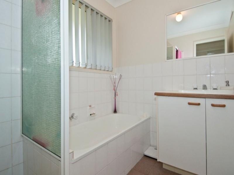 5 Presley Court, Windaroo QLD 4207